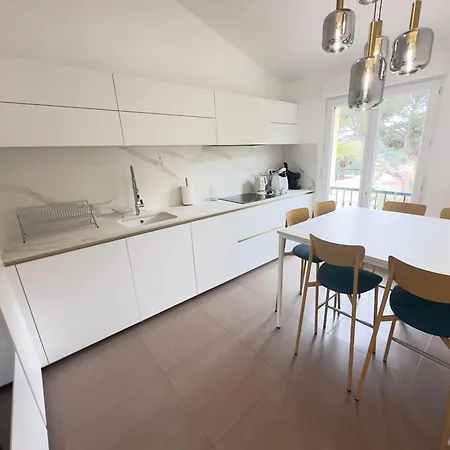 Charming Duplex, Pool, Sea View Ii * Beausoleil